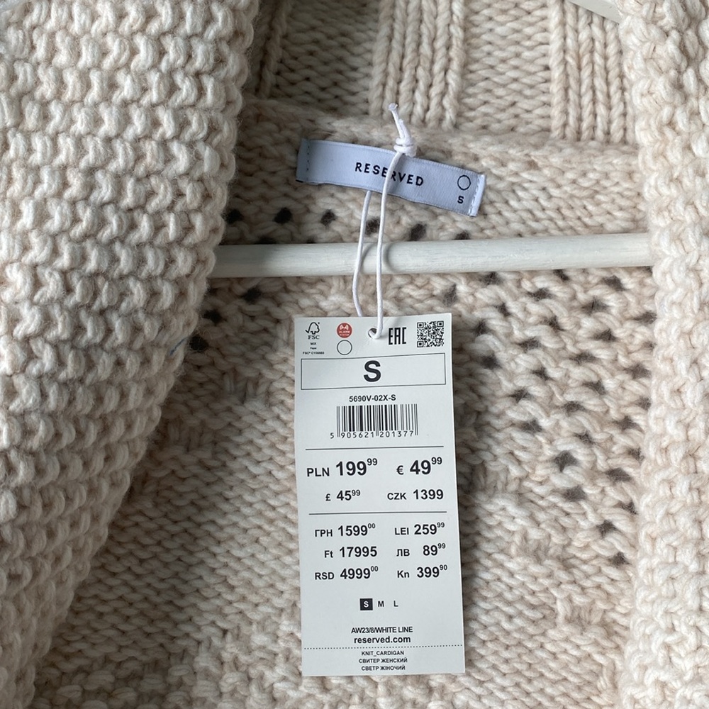 Sweater - Picture 2 of 3